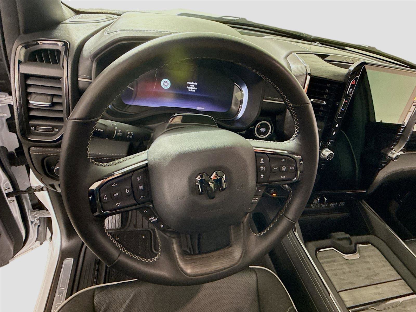 Used 2025 RAM 1500 Limited image 5