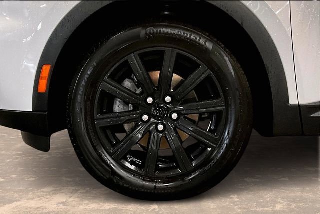 Used 2023 Buick Envision Essence image 34