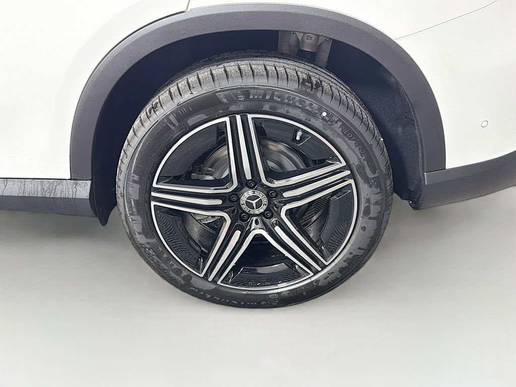 Used 2026 Mercedes-Benz GLC 300 4MATIC image 33