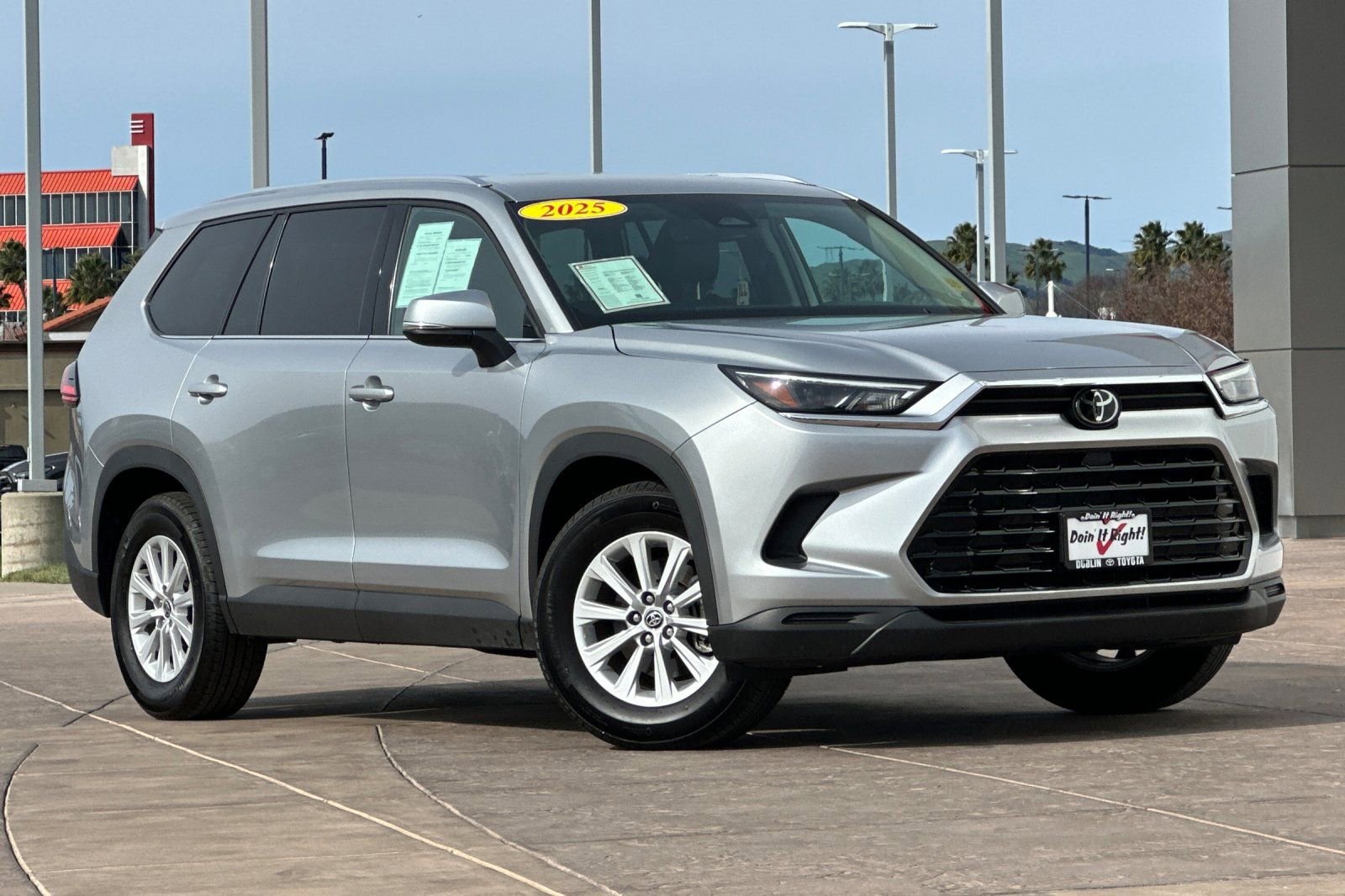Certified 2025 Toyota Grand Highlander AWD image 2