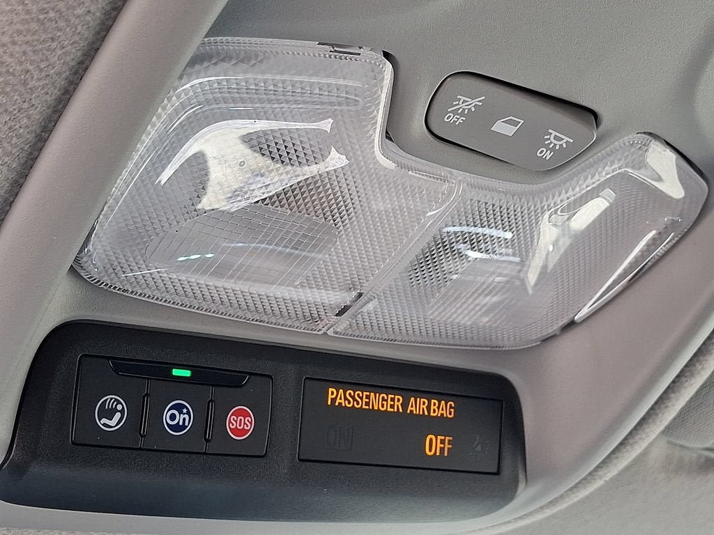Certified 2023 Chevrolet Bolt LT w/ Infotainment Package FWD image 28