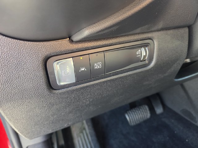 Certified 2025 Chevrolet Equinox EV LT w/ Comfort Package FWD image 23