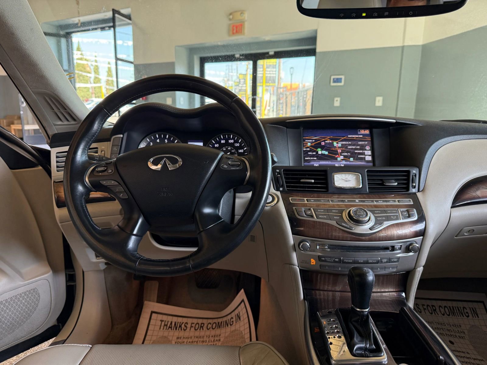 Used 2011 INFINITI M37 w/ Deluxe Touring Pkg RWD image 15