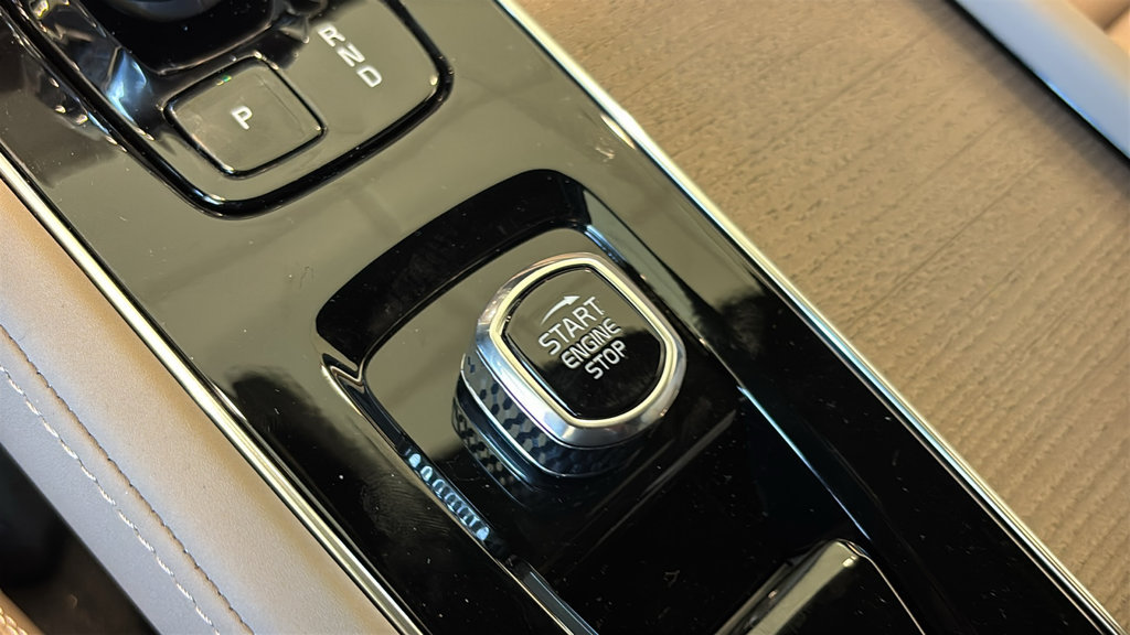 New 2027 Volvo XC90 B6 Ultra AWD/4WD image 13
