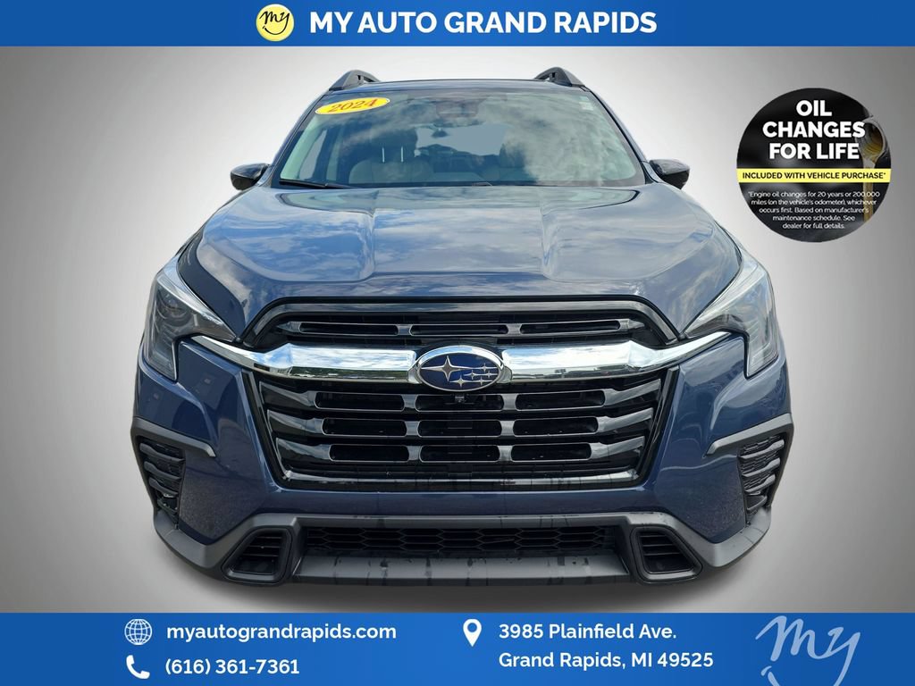 Used 2024 Subaru Ascent Limited w/ Technology Package AWD/4WD image 2