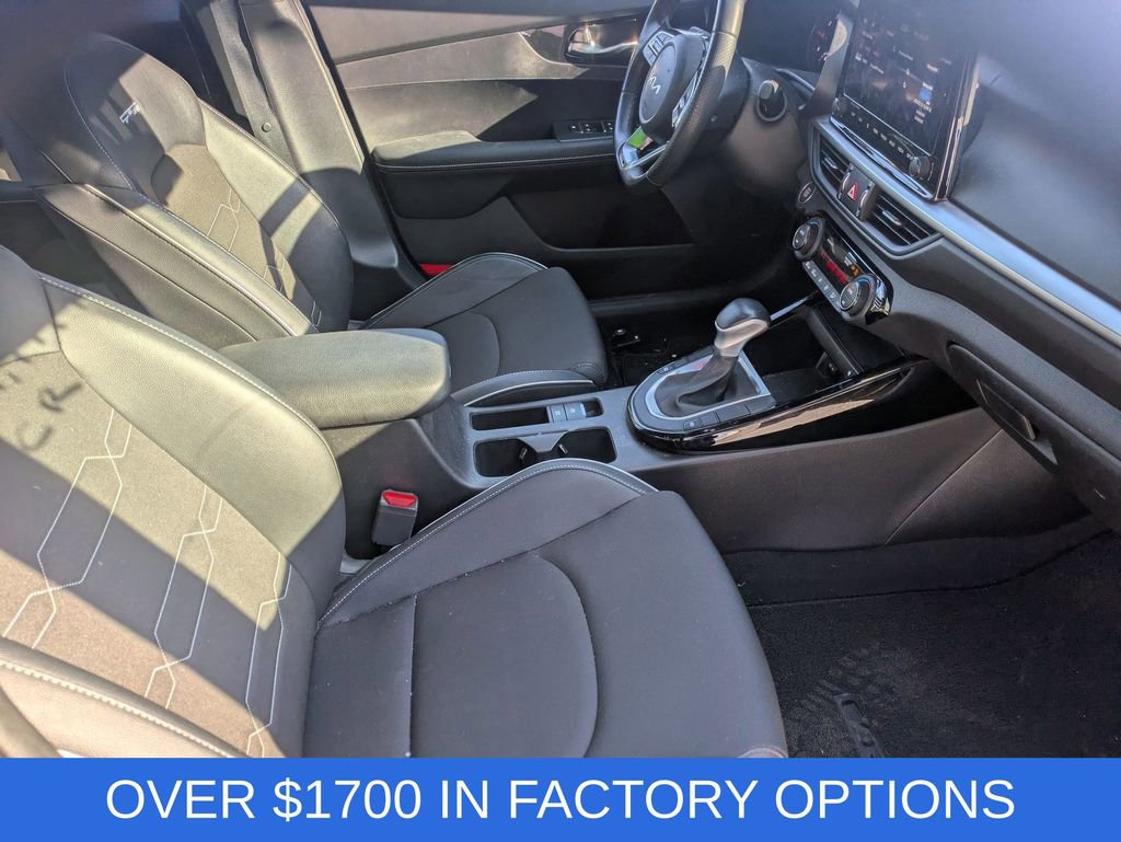 Used 2023 Kia Forte GT-Line w/ GT-Line Premium Package image 23