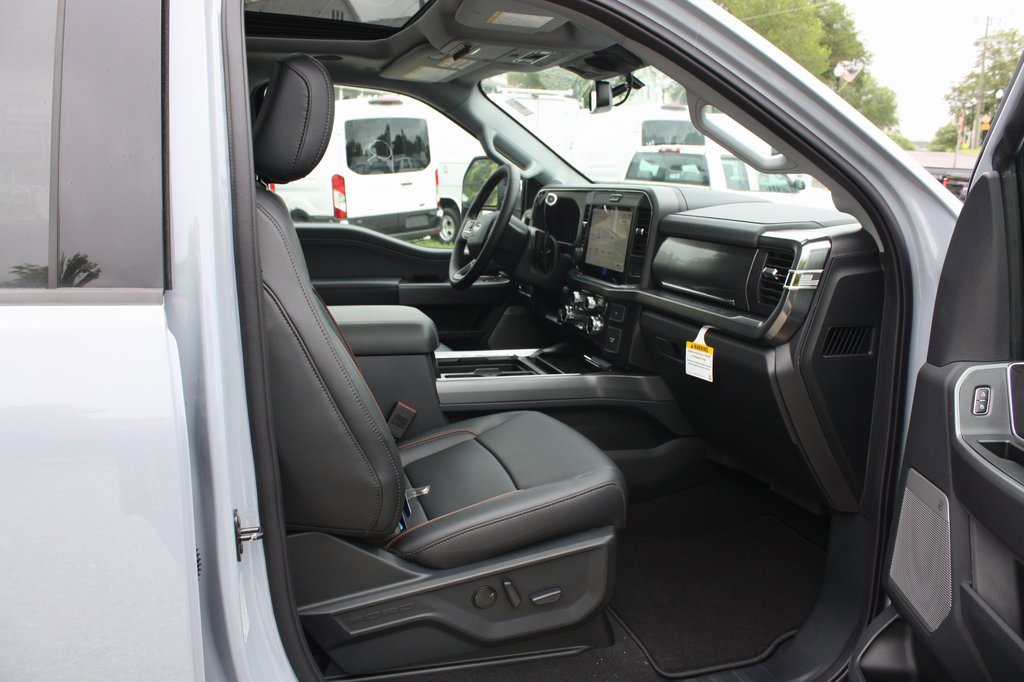 New 2025 Ford F250 Lariat w/ Lariat Ultimate Package image 15