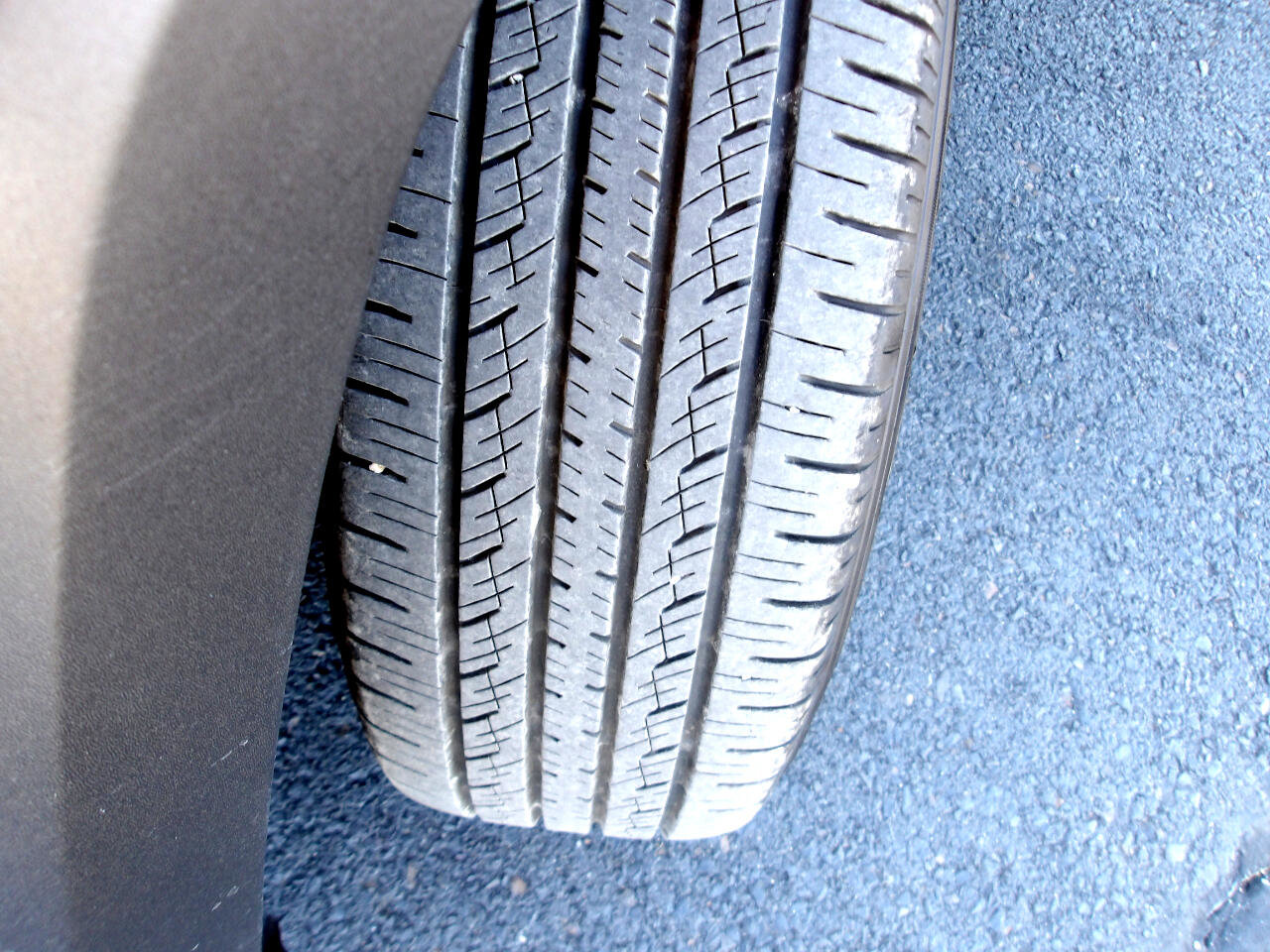 Used 2020 Toyota RAV4 LE image 24