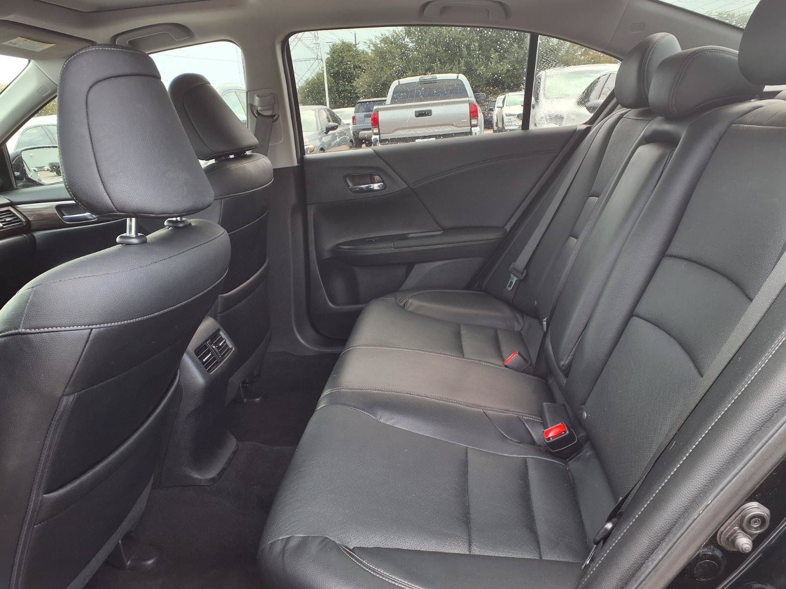 Used 2016 Honda Accord EX-L image 19