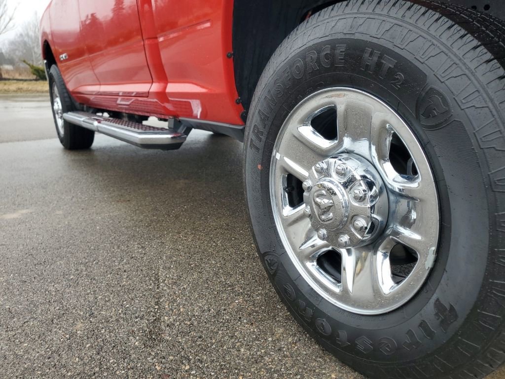 Used 2024 RAM 2500 Big Horn w/ Bed Utility Group image 31