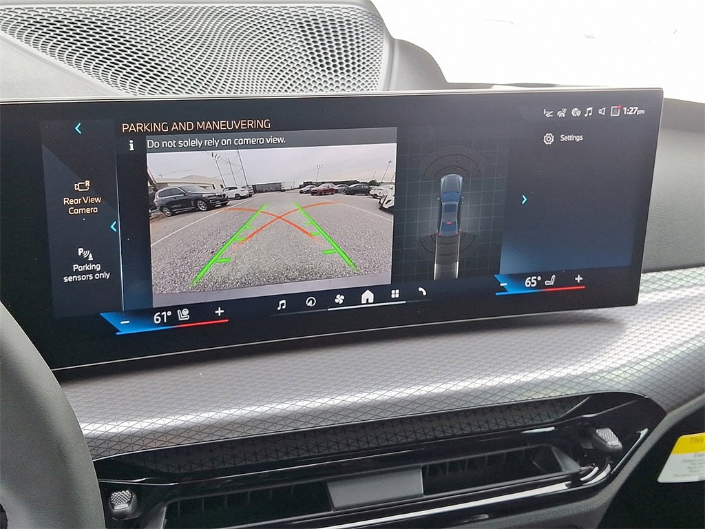 New 2025 BMW 330i xDrive Sedan w/ Premium Package image 12