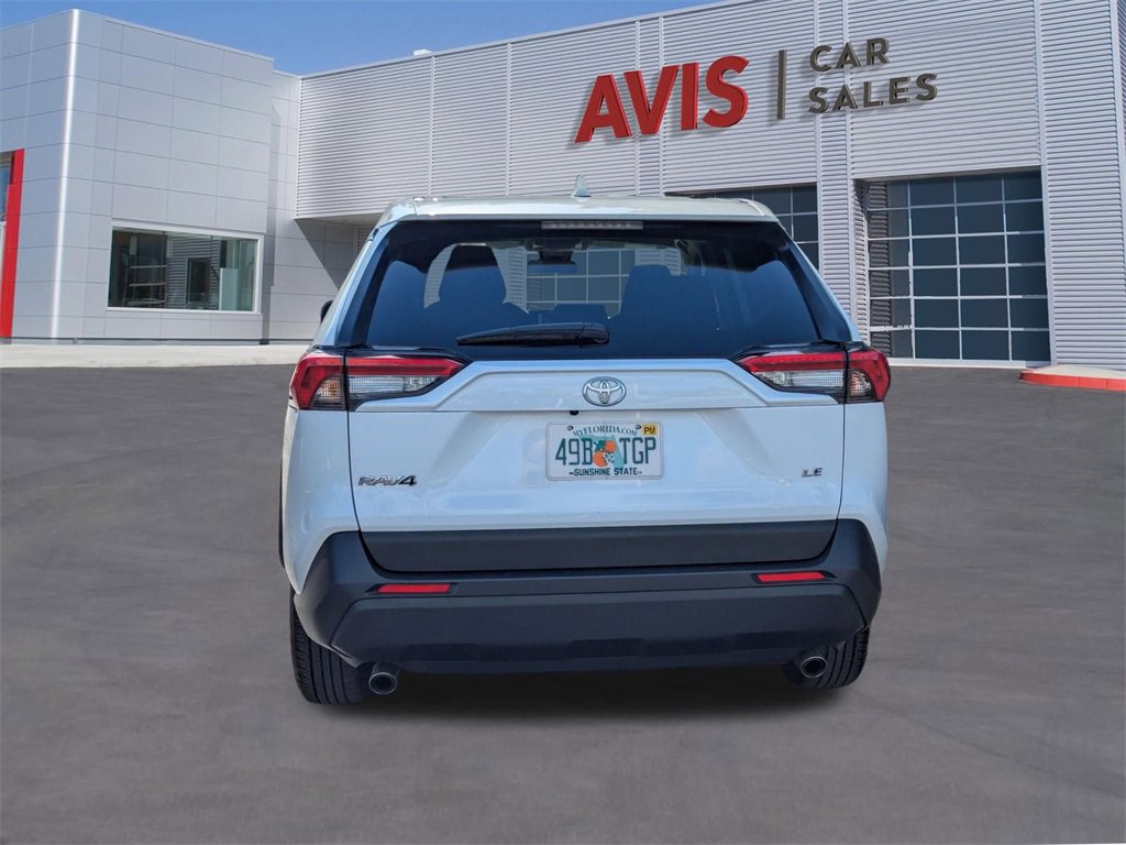 Used 2025 Toyota RAV4 LE image 7