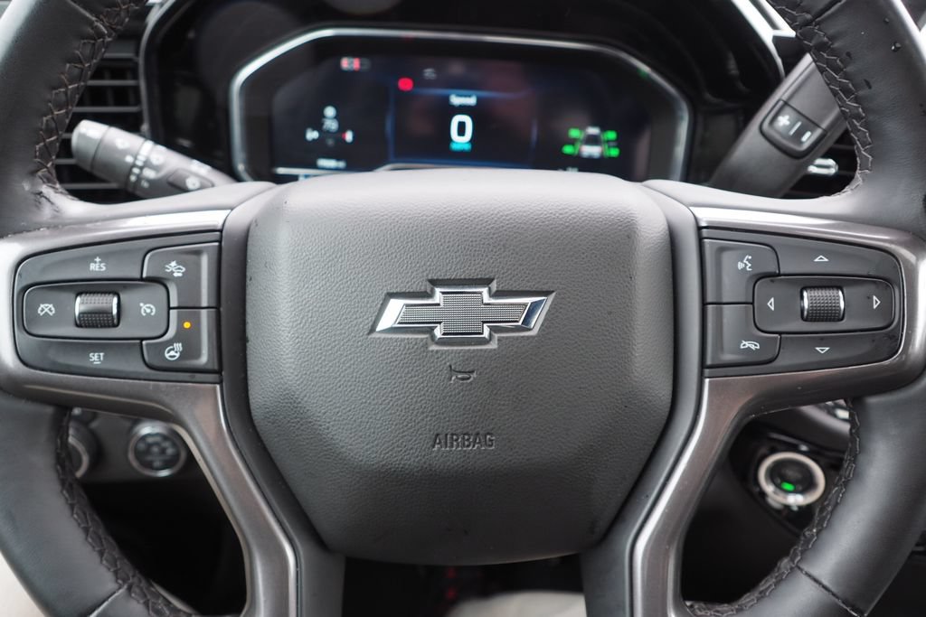 Used 2025 Chevrolet Silverado 2500 ZR2 w/ Technology Package AWD/4WD image 28