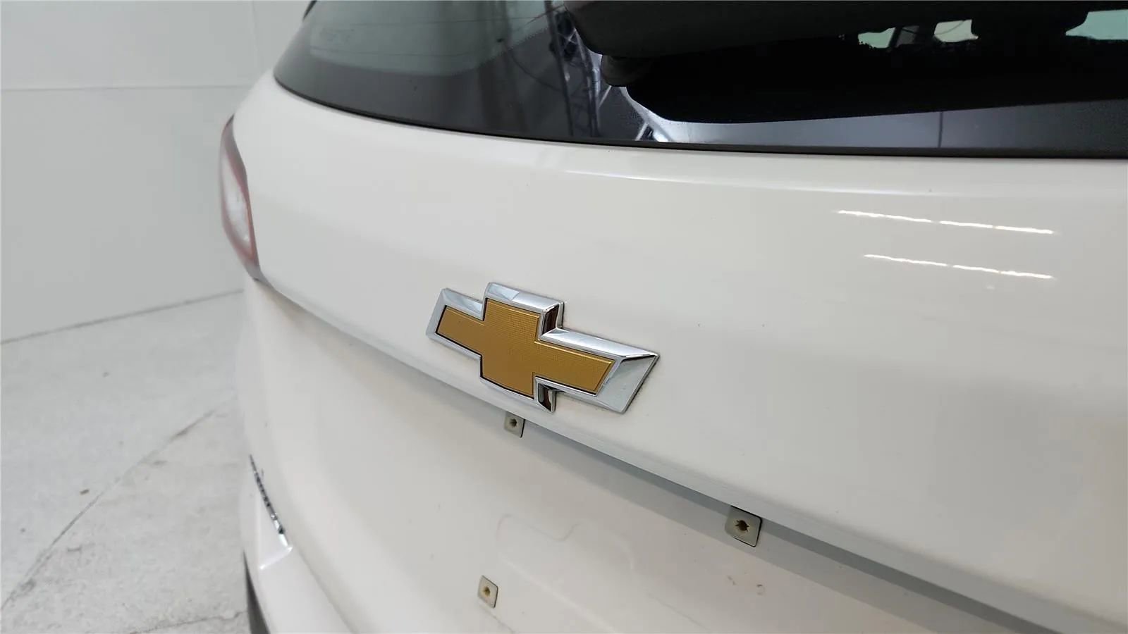 Used 2021 Chevrolet Equinox LS FWD image 28