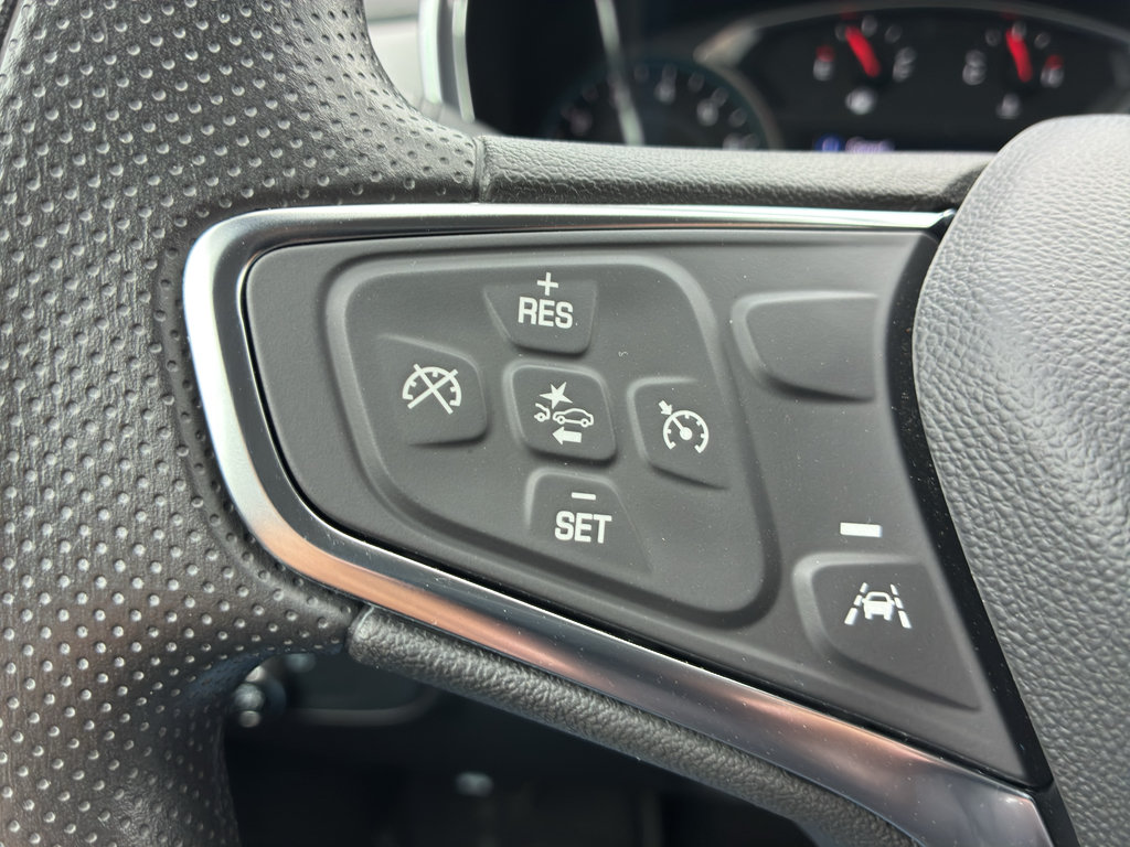 Used 2024 Chevrolet Equinox LS w/ LS Convenience Package FWD image 21