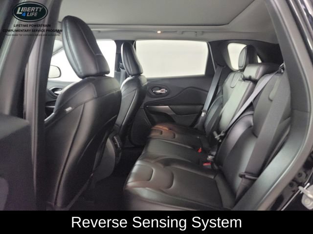 Used 2022 Jeep Cherokee Limited AWD/4WD image 16