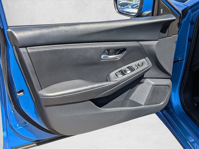 Used 2025 Nissan Sentra SV FWD image 10