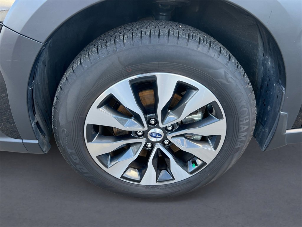 Certified 2025 Subaru Outback Limited image 9