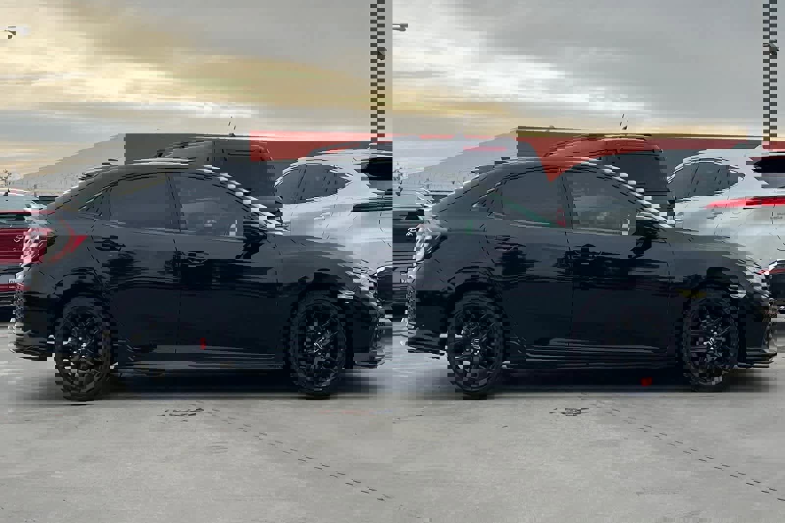 Used 2018 Honda Civic Sport image 9