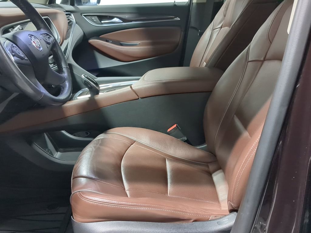 Used 2021 Buick Enclave Avenir w/ Avenir Technology Package image 30