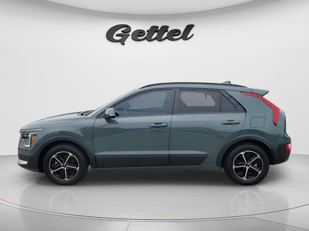 Used 2025 Kia Niro EX FWD image 8