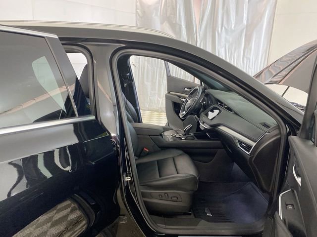 Used 2023 Cadillac XT4 Premium Luxury w/ Cold Weather Package image 37