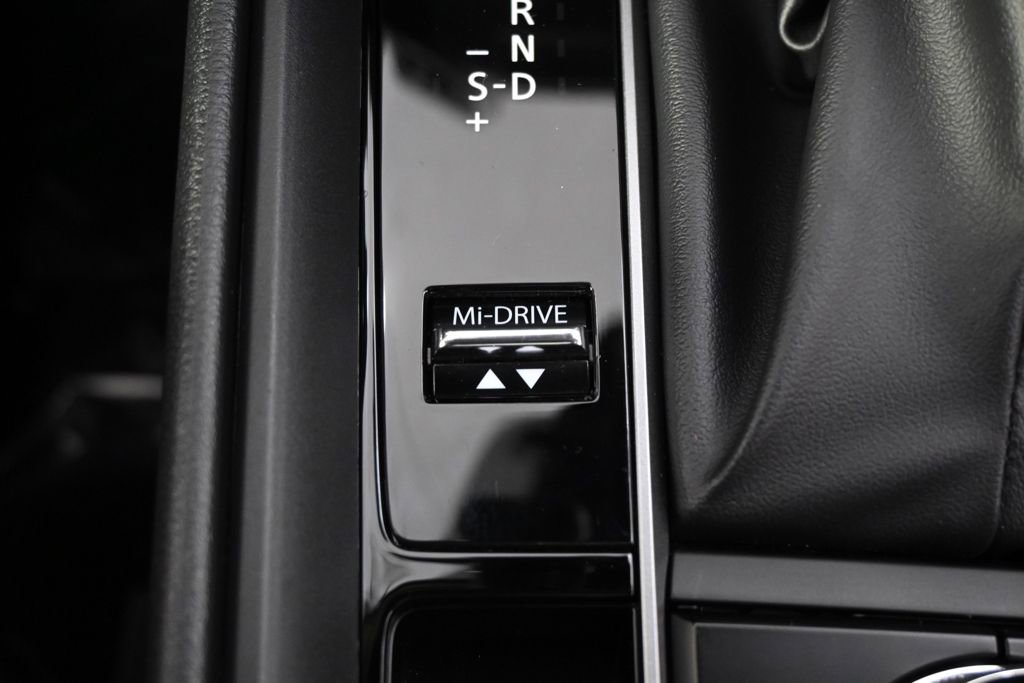 Certified 2026 MAZDA CX-50 AWD 2.5 Hybrid w/ Premium Pkg image 33