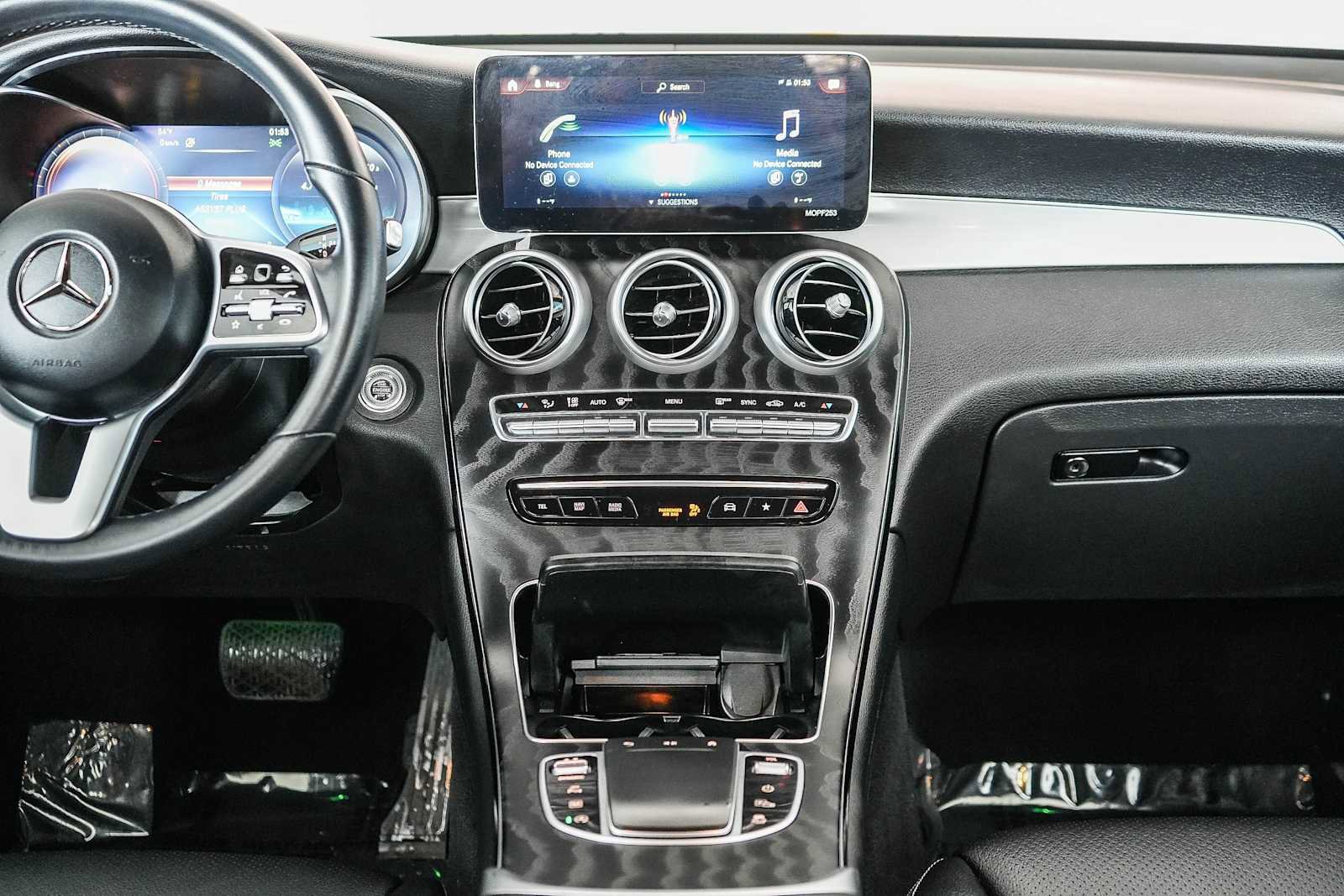 Used 2022 Mercedes-Benz GLC 300 image 12