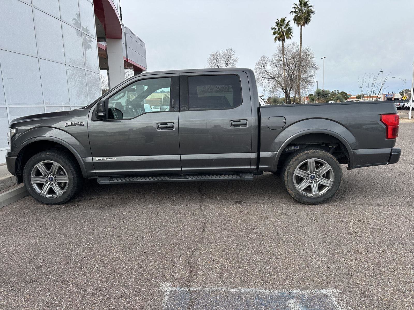 Used 2018 Ford F150 Lariat w/ Equipment Group 502A Luxury image 2