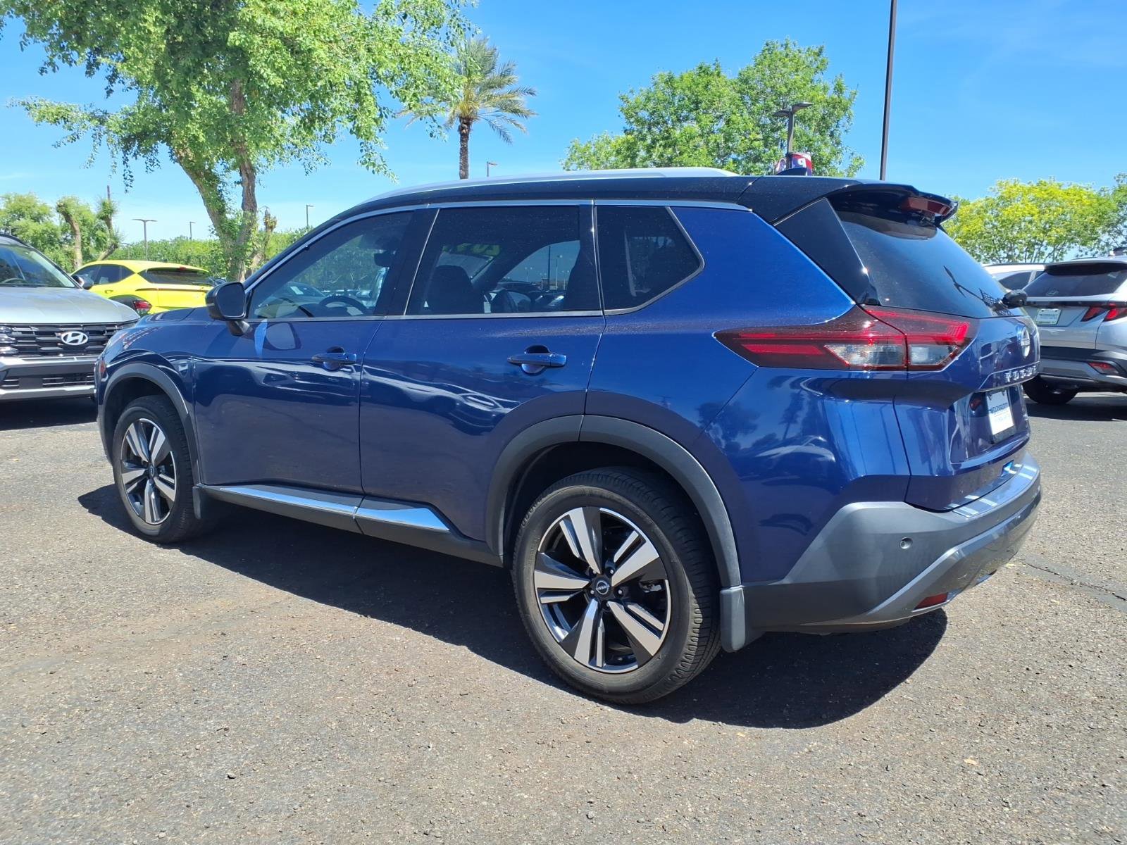 Used 2022 Nissan Rogue SL FWD image 7