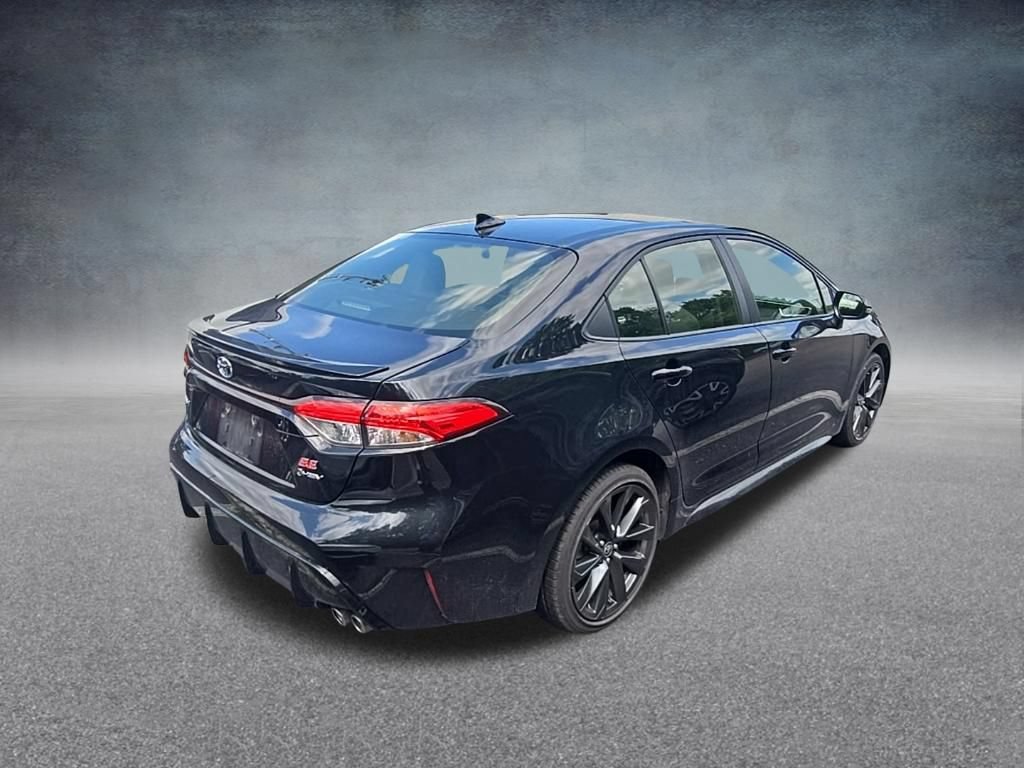 Used 2025 Toyota Corolla SE FWD image 7