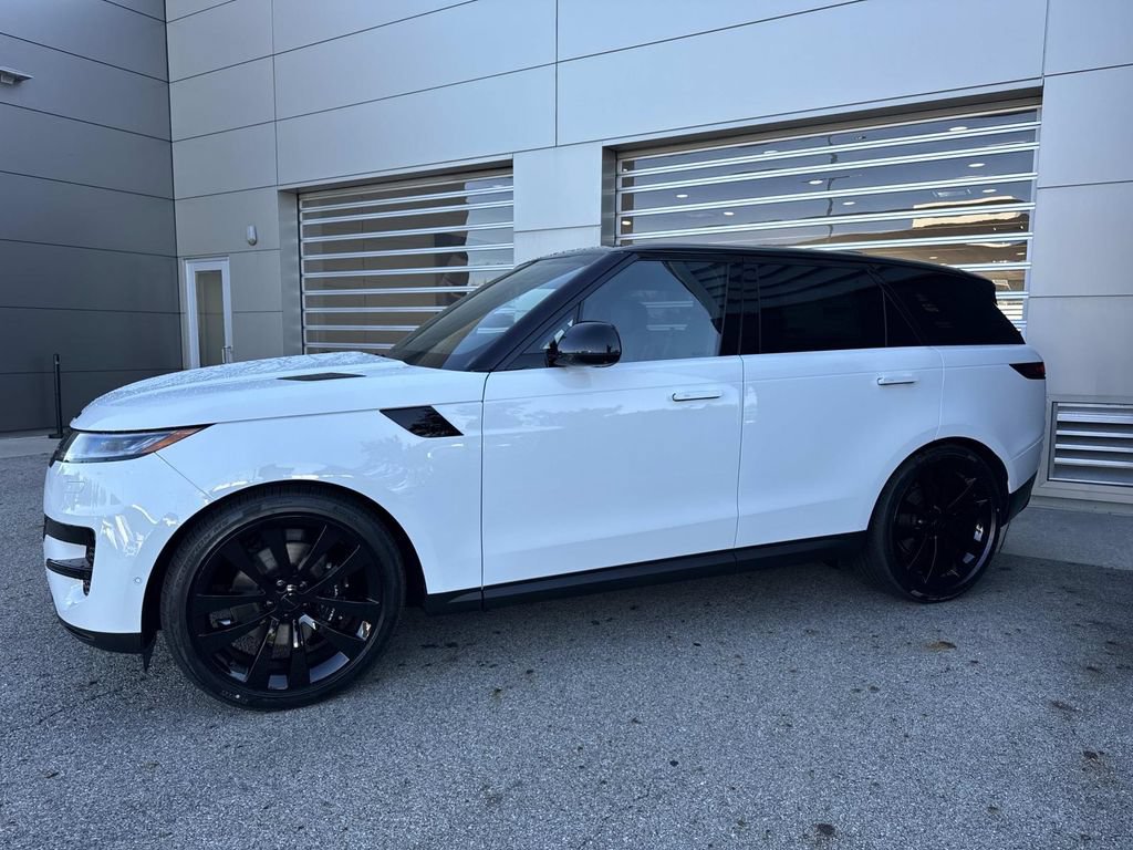 New 2026 Land Rover Range Rover Sport SE AWD/4WD image 3