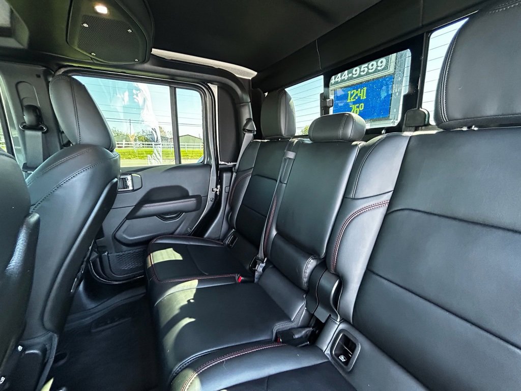Used 2024 Jeep Gladiator Rubicon image 14