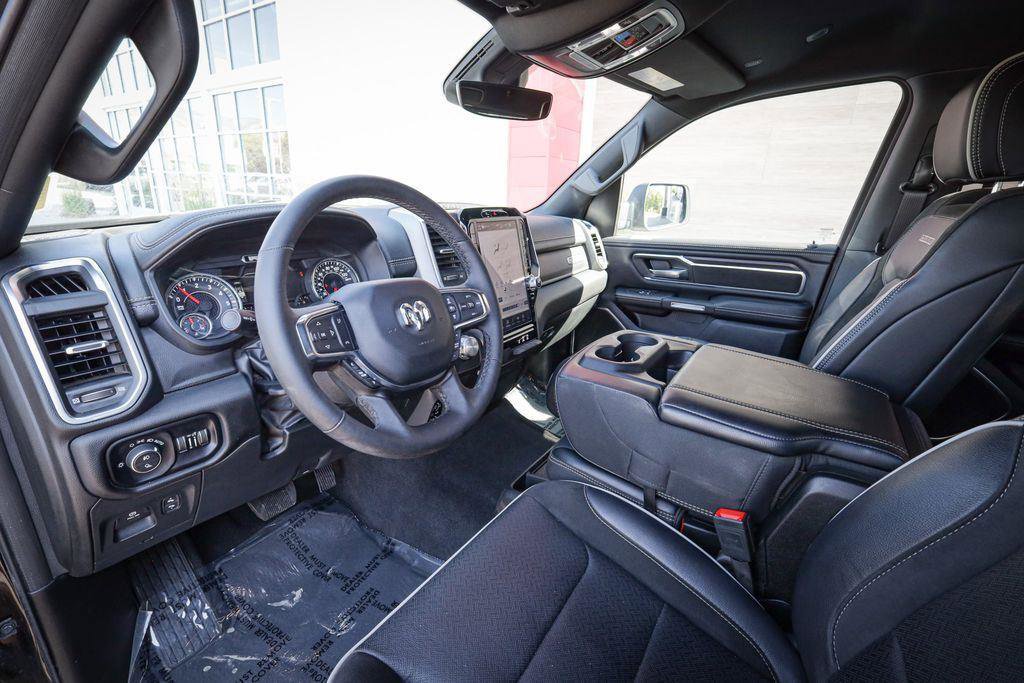 Used 2025 RAM 1500 Laramie image 12