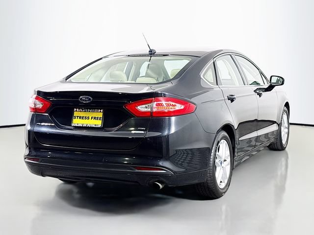 Used 2014 Ford Fusion SE w/ Equipment Group 202A FWD image 9