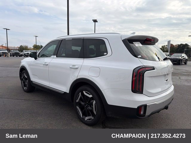 Used 2024 Kia Telluride EX w/ EX Captain's Chair Package AWD/4WD image 5