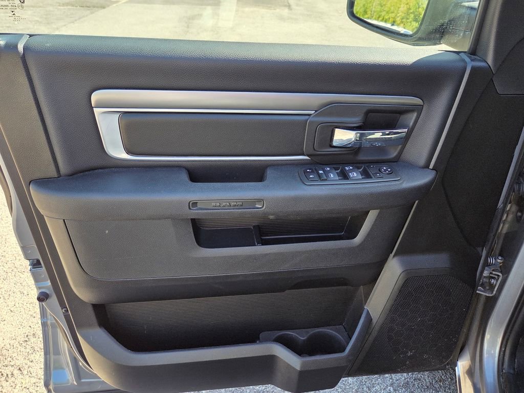 Used 2022 RAM 1500 Classic Warlock w/ Electronics Group image 10