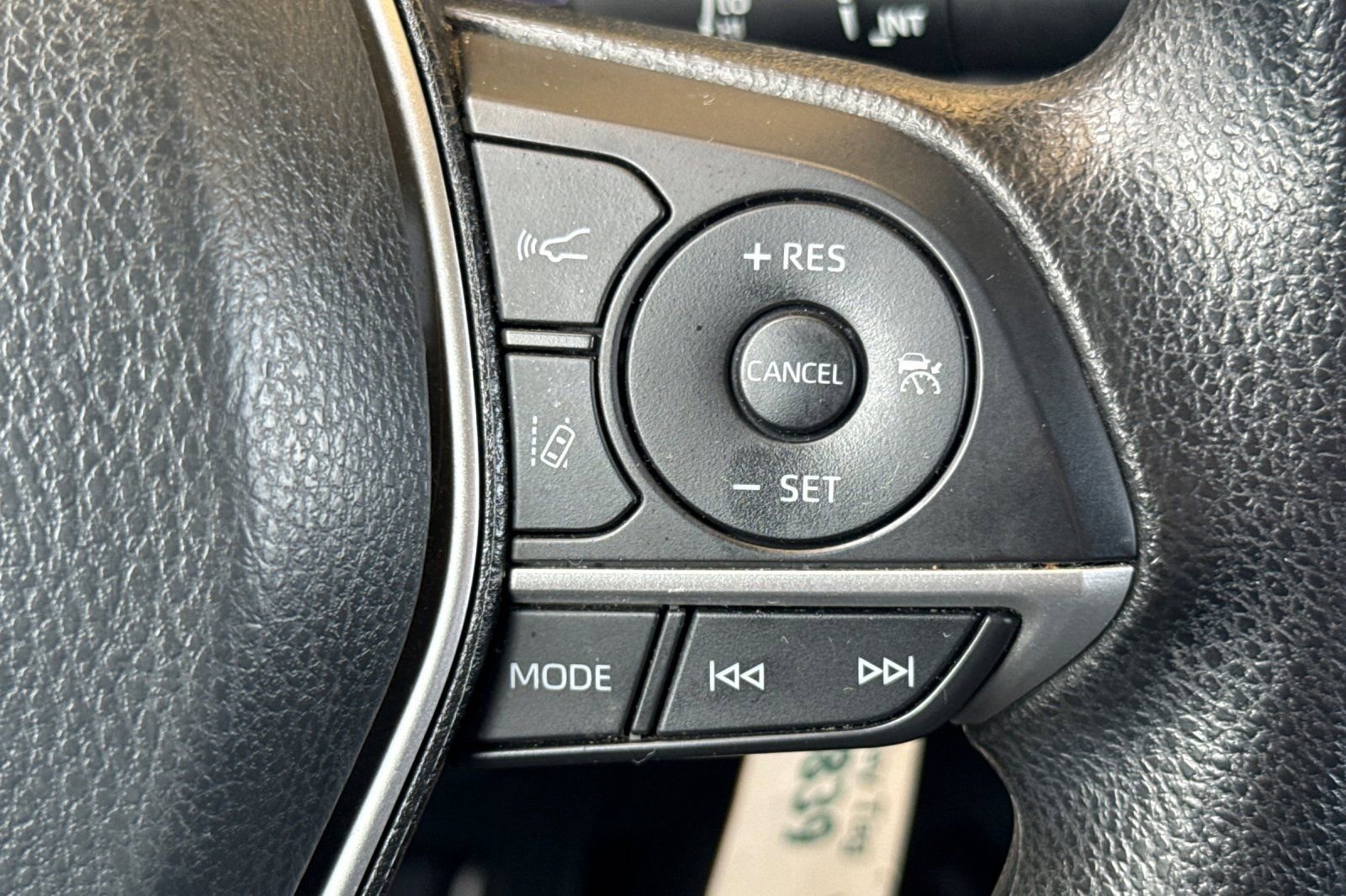 Certified 2023 Toyota Camry LE FWD image 27
