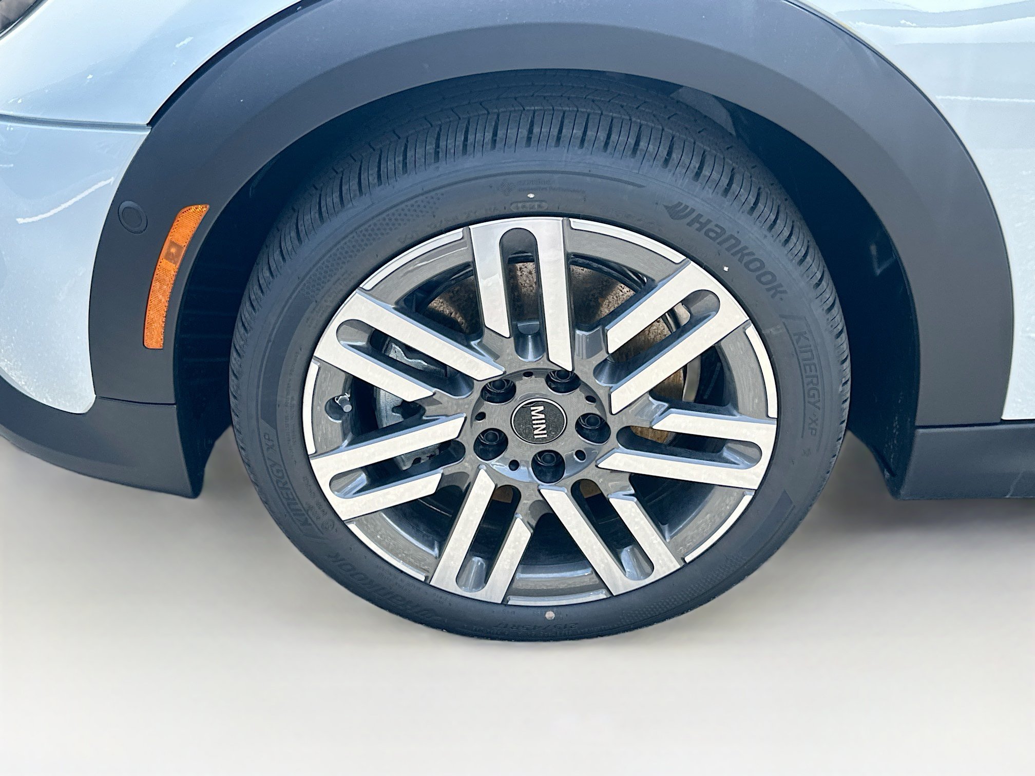 New 2026 MINI Cooper 2-Door Hardtop FWD image 22