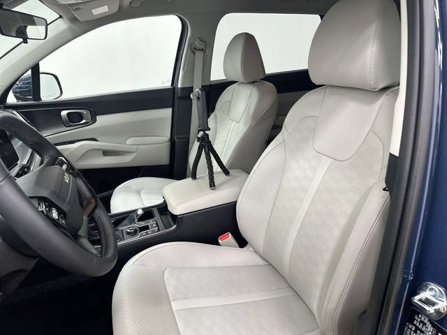 Certified 2026 Kia Sorento S AWD/4WD image 14