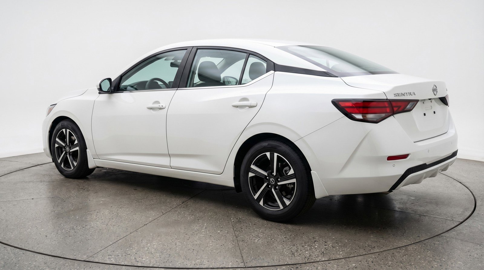 Used 2025 Nissan Sentra SV FWD image 6
