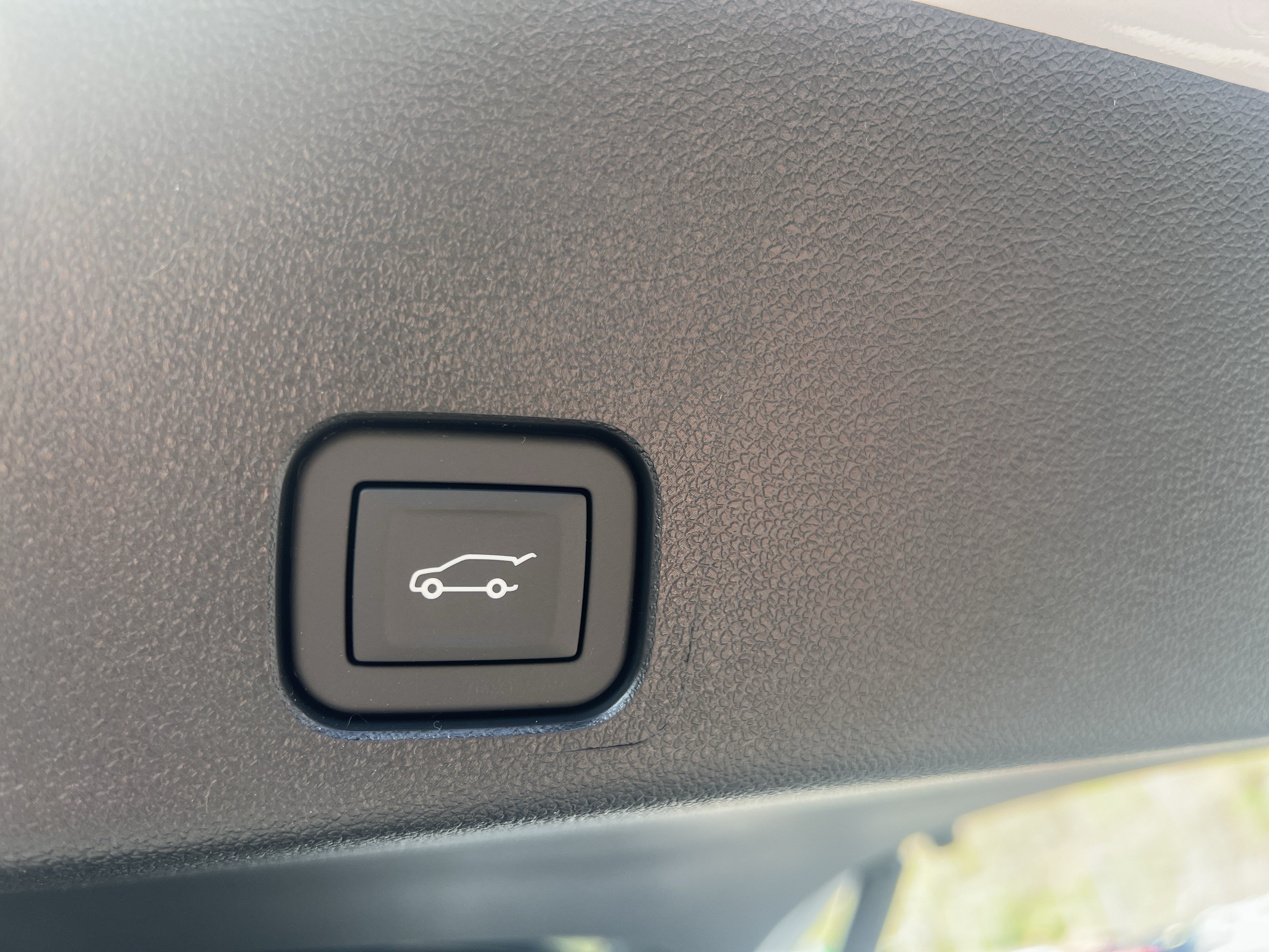 New 2026 GMC Acadia Elevation w/ Elevation Premium Package AWD/4WD image 15