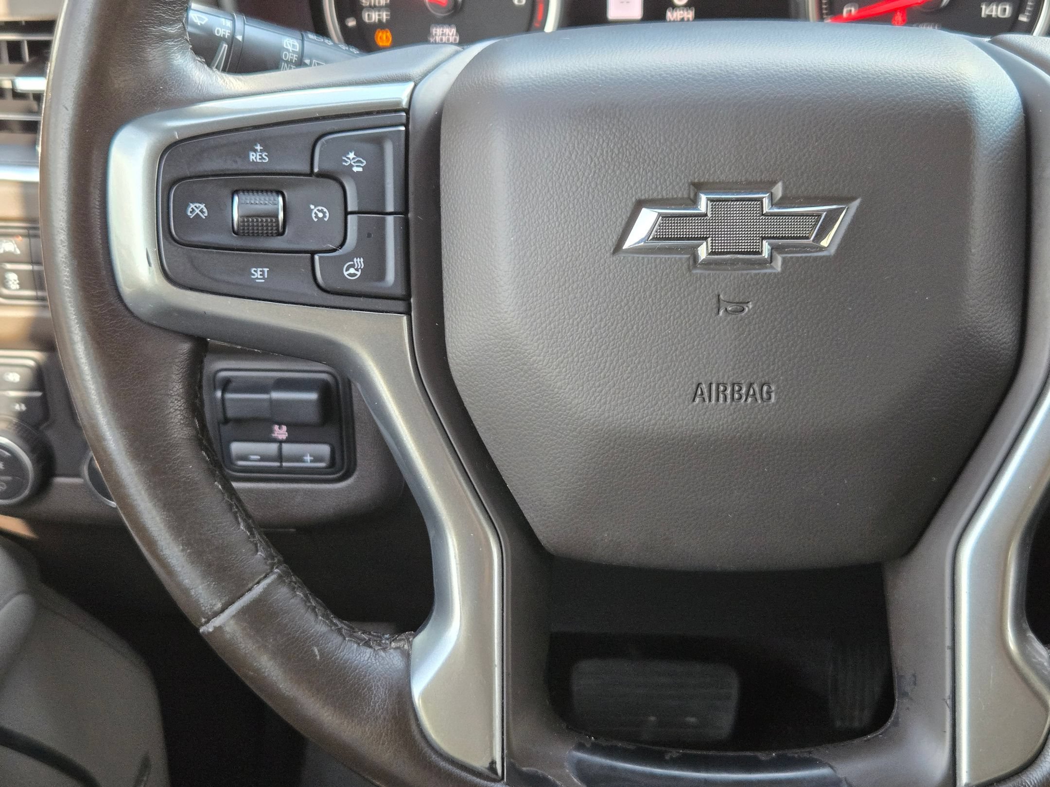 Used 2021 Chevrolet Suburban Z71 w/ Z71 Off-Road Package AWD/4WD image 21