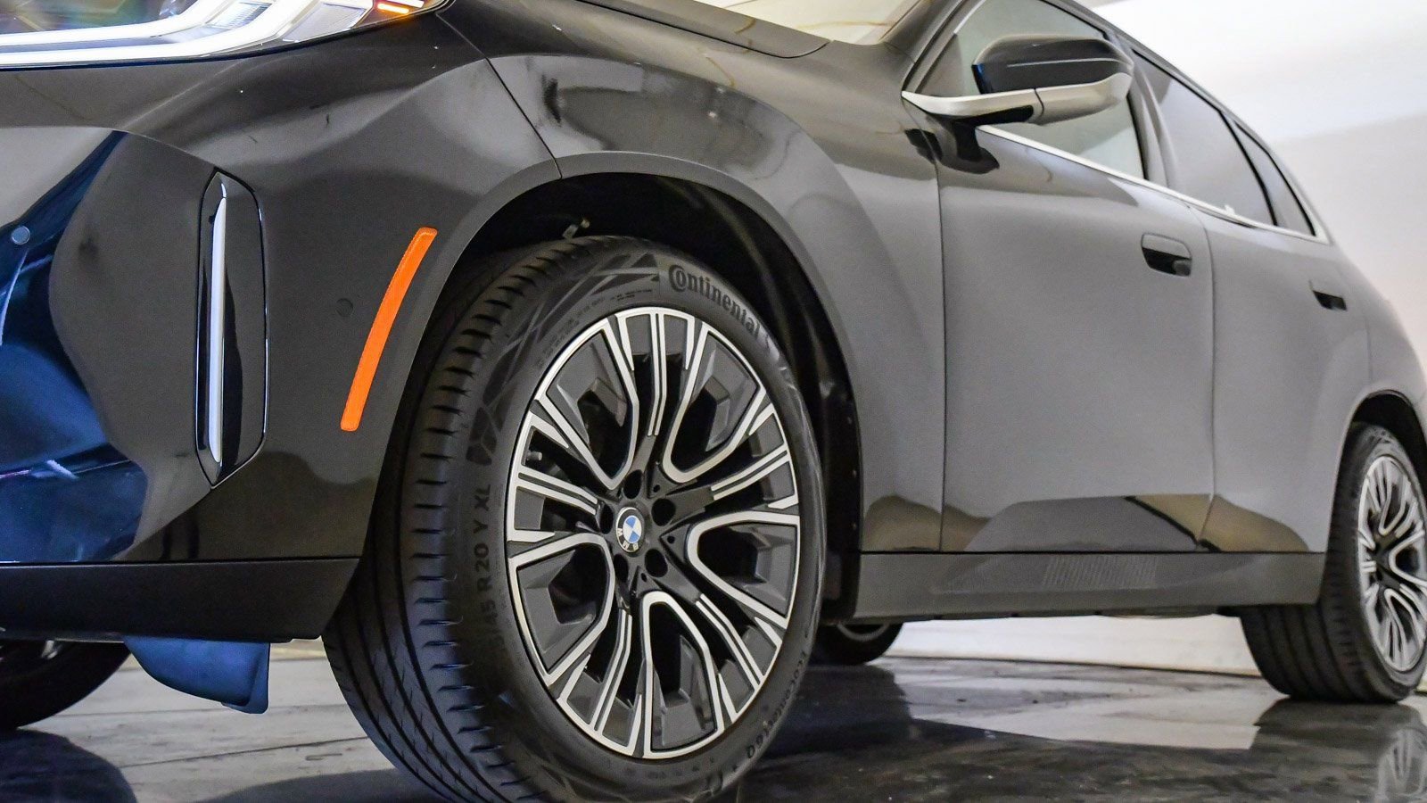 Used 2025 BMW X3 xDrive30i w/ Convenience Package image 10