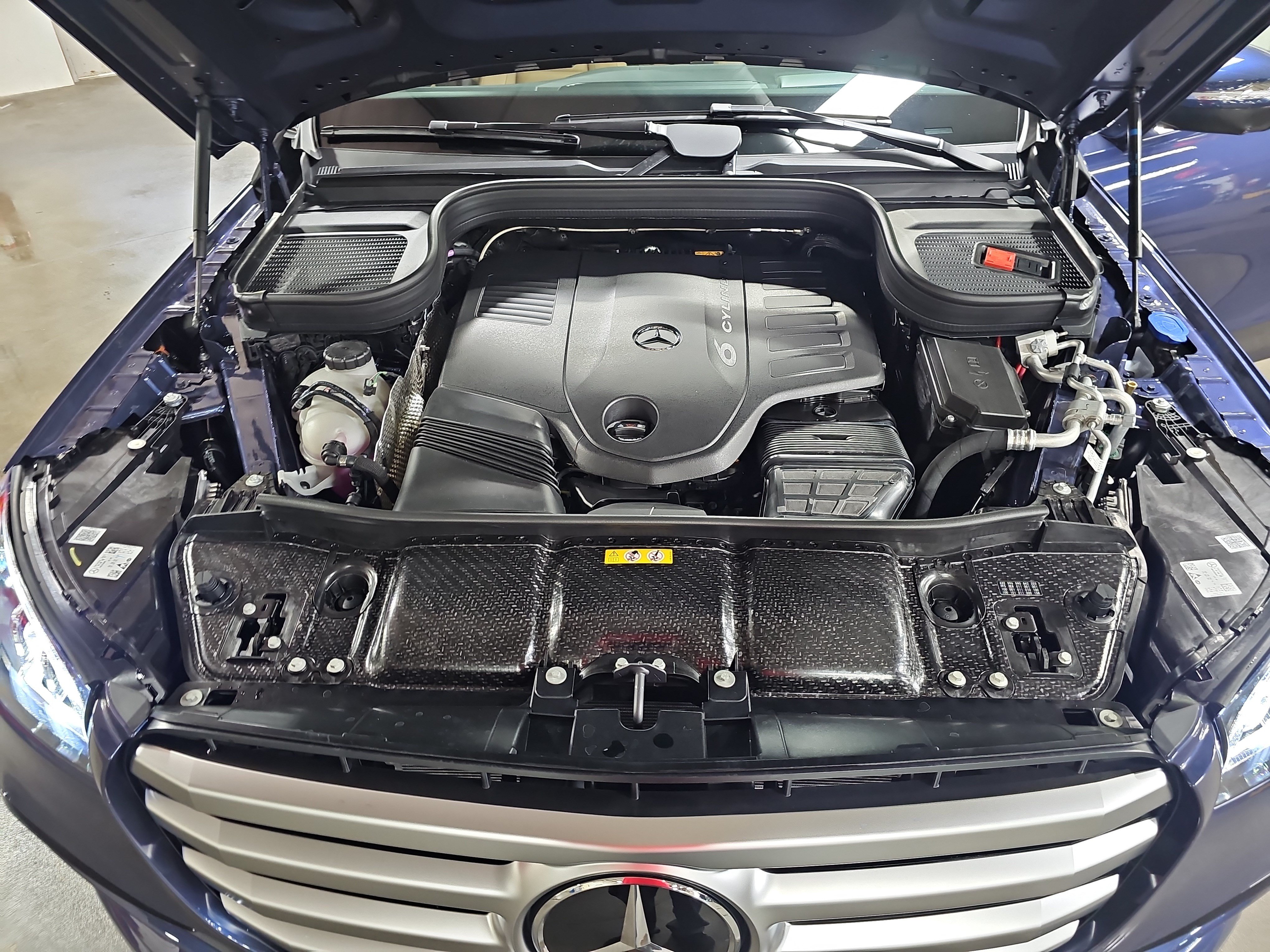 New 2026 Mercedes-Benz GLS 450 4MATIC image 30