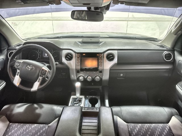 Used 2018 Toyota Tundra SR5 w/ SR5 Upgrade Package RWD image 19