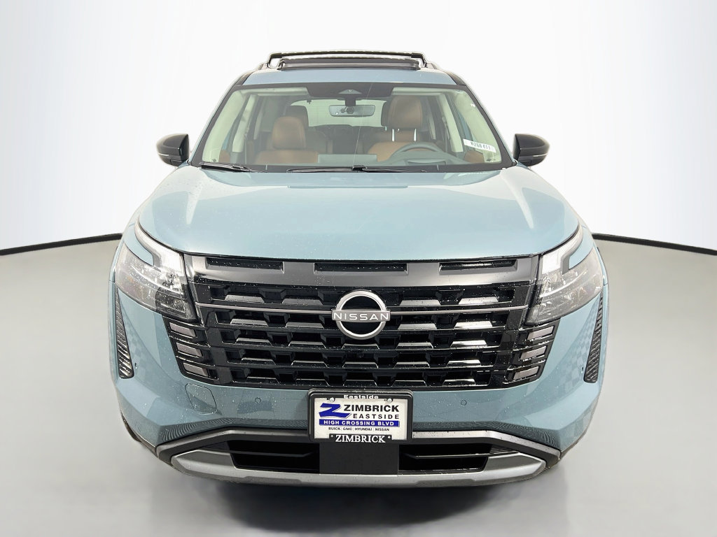 New 2026 Nissan Pathfinder Platinum AWD/4WD image 2