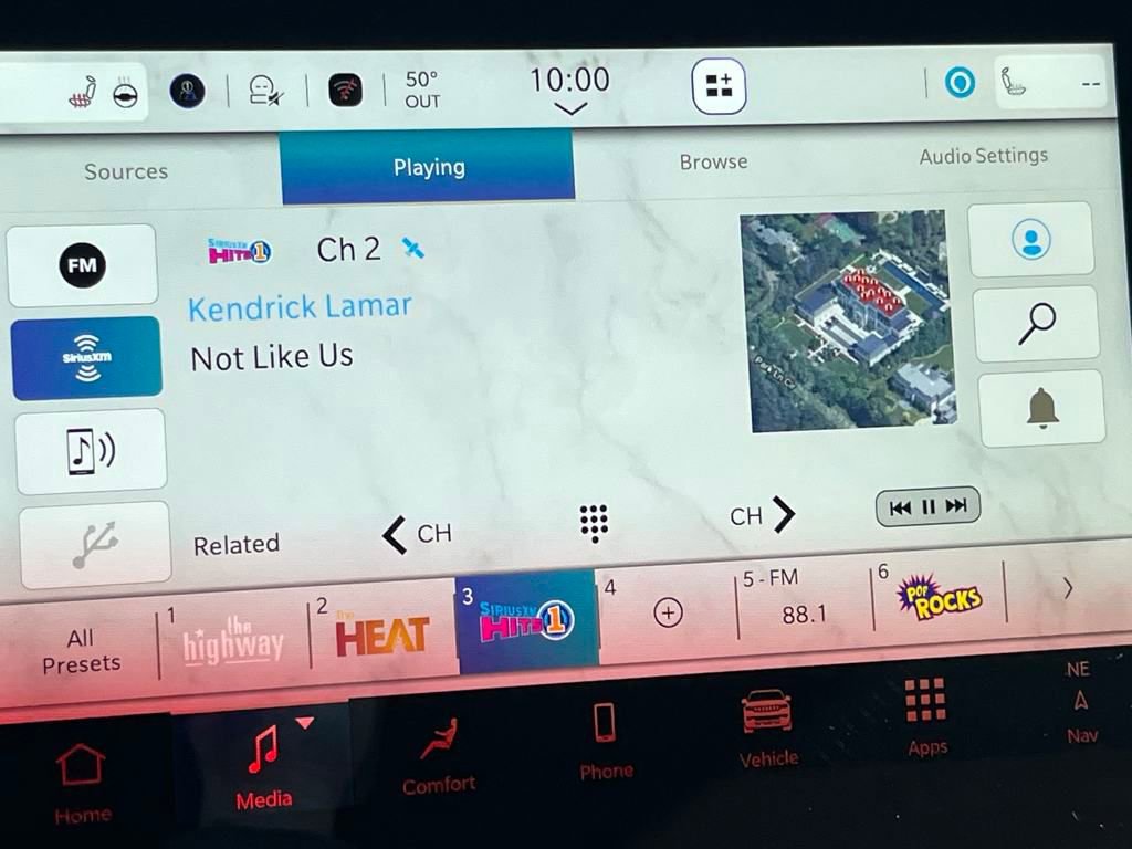 New 2025 Jeep Wagoneer L Series II w/ Convenience Group I image 16