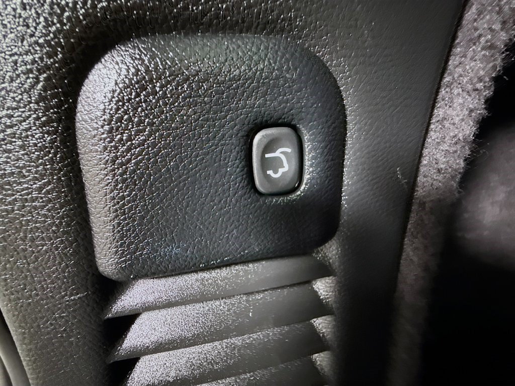 Used 2025 Dodge Durango GT RWD image 41