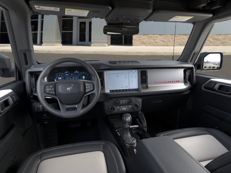New 2026 Ford Bronco Outer Banks w/ Sasquatch Package AWD/4WD image 9